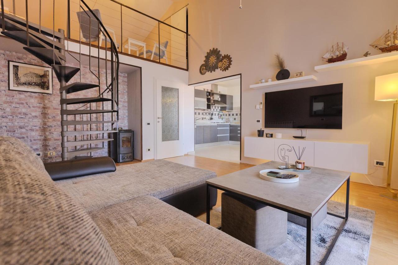 Apartment Rizzi Pula Exterior photo
