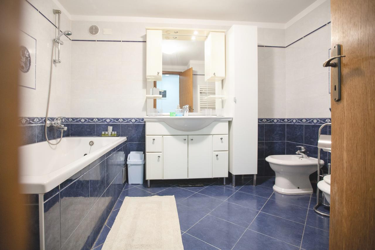 Apartment Rizzi Pula Exterior photo